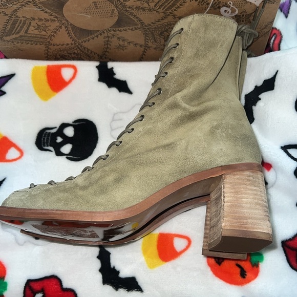 BNIB Free People Margaux Mid boot - Picture 4 of 7